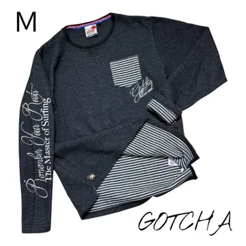 [새상품급] GOTCHA 갓차 스트라이프 티셔츠 영문 로고 블랙 M
