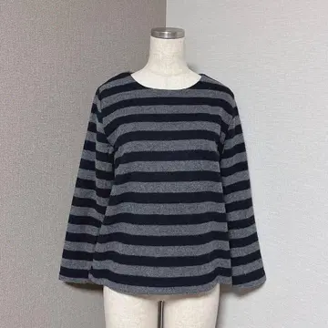 테치치 보더 울 백집 상의 네이비 그레이