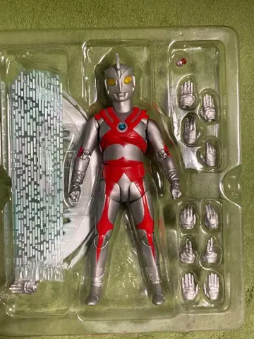 울트라맨 에이스 S.H.figuarts