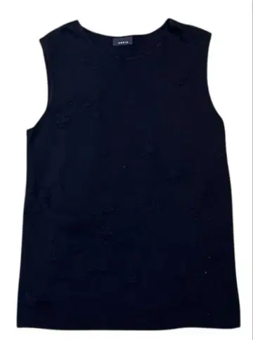 AKRIS 아크리스 플라워 자수 블랙 슬리브리스 니트