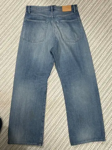 와이드 스트레이트 팬츠 라그트 페이드