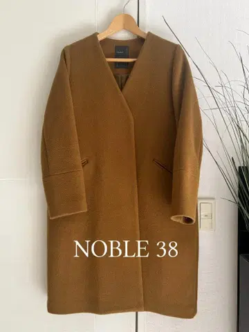 NOBLE 브라운 노카라 코트 미들 기장 38