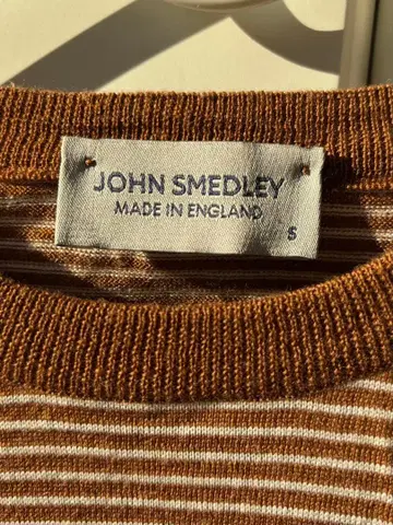 JOHN SMEDLEY 니트 스웨터 사이즈 S