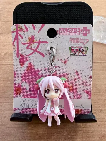 하츠네 미쿠 벚꽃 버전 참 하츠네 미쿠 라이브 파티 2011 특전