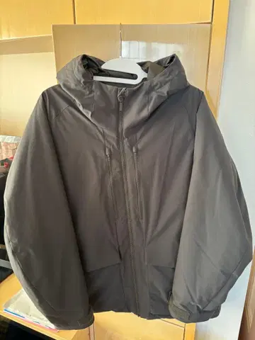 유니클로 하이브리드 후드티 올리브 XL