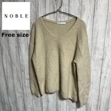 NOBLE 라쿤 니트 퍼 니트 V넥 풀오버