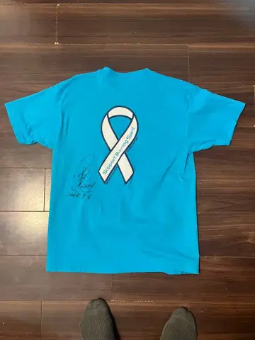 시오자키 고 사인 포함 파랑 T셔츠