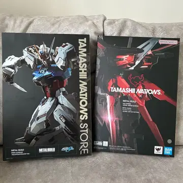 메탈빌드 스트라이크 건담 & 에일 스트라이커