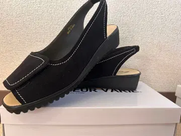 COULEUR VARIE 블랙 슬링백 슈즈 24.0cm