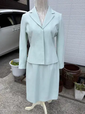 민트 그린 정장 세트