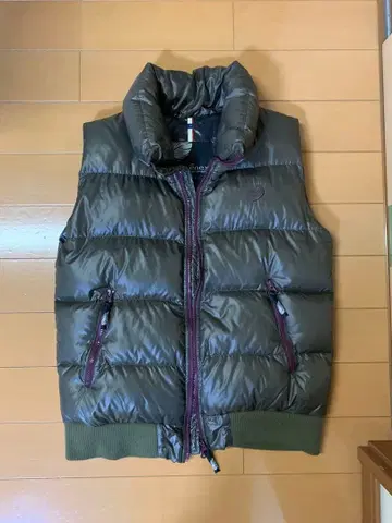 PYRENEX 피레넥스 다운 베스트 (자수 로고) M 사이즈