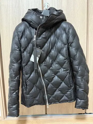 BACKLASH 백래쉬 레더 다운 XL