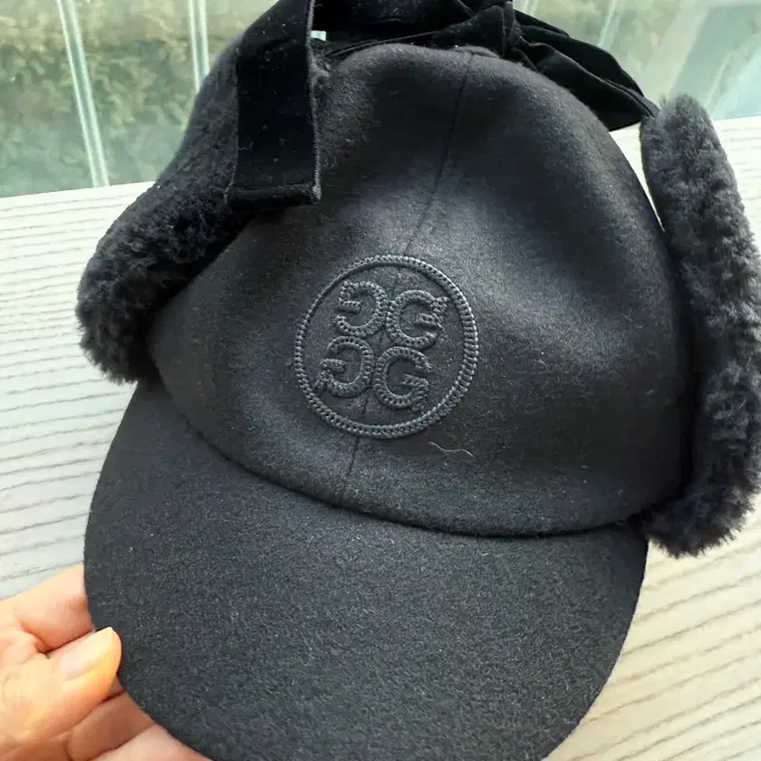 G/FORE | 지포어 G/fore Women's Earmuff Hat Black on Bunjang Global Site.