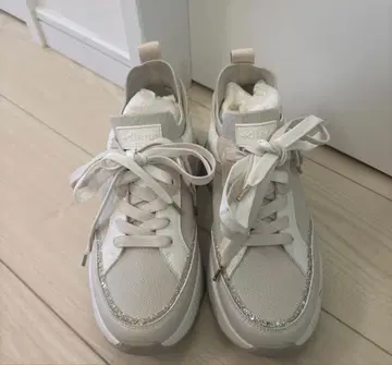 diana 발수 가공 리사이클 니트 콤비 스니커즈