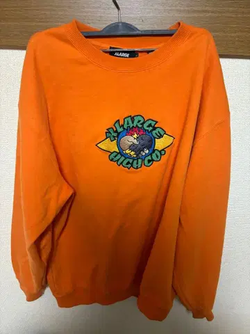 XLARGE x HIGH COMPANY 콜라보 맨투맨 오렌지