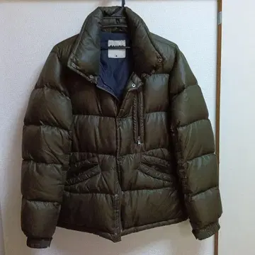 CAMP7 올리브색 다운 자켓