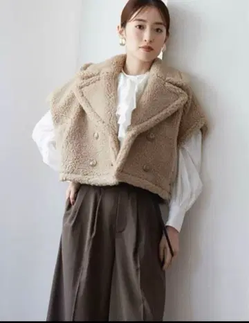 SNIDEL(스나이델) 숏 보아 자켓 SWFJ234094 여성용