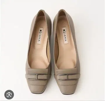 다이애나 베이지 스퀘어토 펌프스