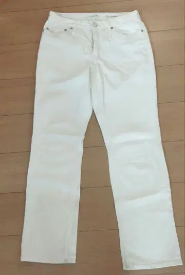 허그아워 YANUK 콜라보 화이트 데님 25사이즈