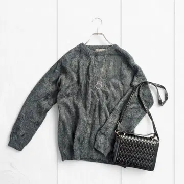 유나이티드 애로우즈 다크 그레이 샤기 니트 F 부드러움 tc2112