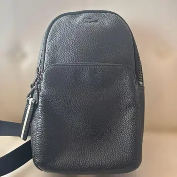 Lacoste 가죽 숄더백 네이비