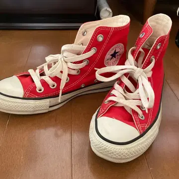 *컨버스 하이컷 스니커즈*