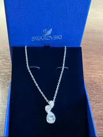 SWAROVSKI 스와로브스키 목걸이 티어드롭