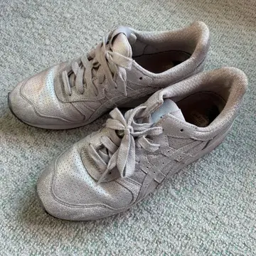 오니츠카타이거 타이거 리 실버 27