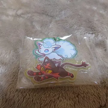 냐비 아라로라 로콘 아크릴 키링 포켓몬 포켓몬 센터