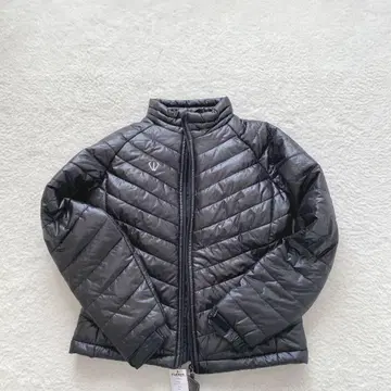 새상품 미사용 FUERZA 블랙 다운 자켓