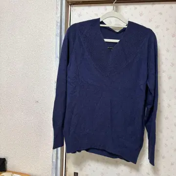 23구 캐시미어 양모 브이넥 스웨터