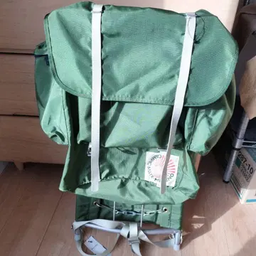 MIZUNO 캠핑용 백팩 그린