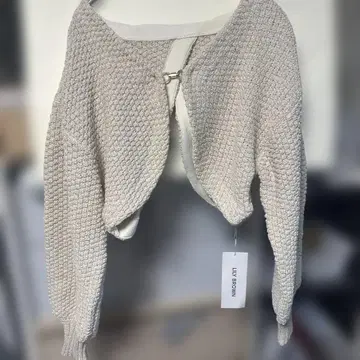 릴리 브라운 가디건