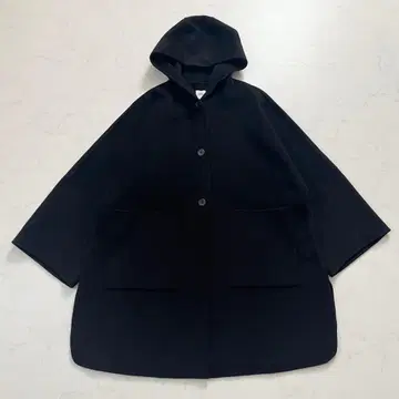 새상품급 Spick&Span 슈퍼160s 텐트라인 숏코트 블랙 38