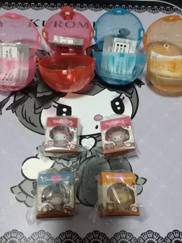 키티, 마이멜로디, 시나모롤, 폼폼푸딩 캡슐 피규어