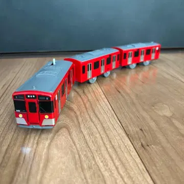 프라레일 세이부 철도 9000계 빨간색