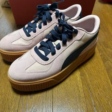 푸마 통굽 스니커즈 핑크 네이비 25cm