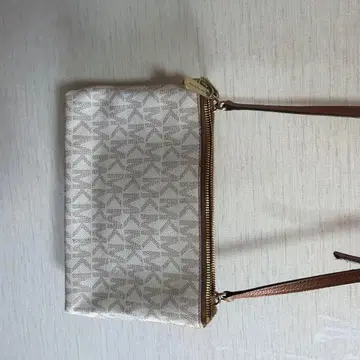 마이클코어스 숄더백