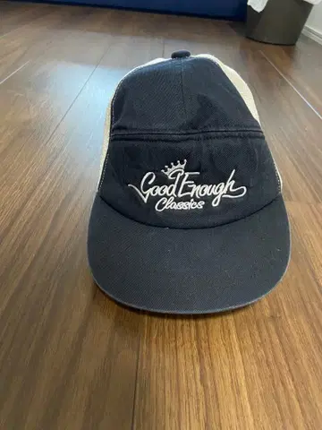 GOODENOUGH Classics 캡