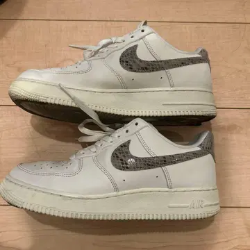 Air Force 1 화이트/뱀 무늬