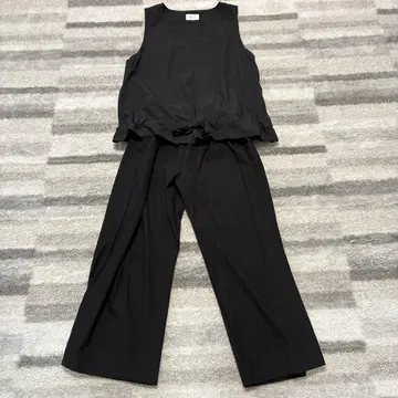 블랙 프릴 부착 셋업