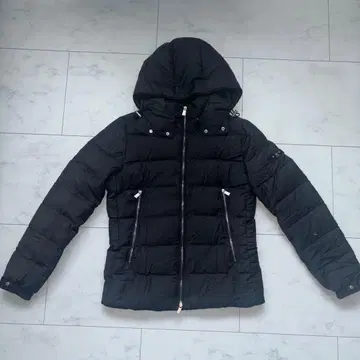 [ 정품 ] [ 새상품급 ] TATRAS 도미치아노 다운 자켓 후드 부착