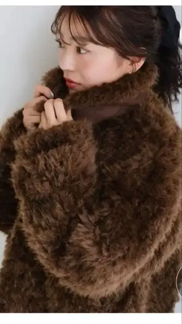 완판템 새상품 카스타네 컬 미들 코트