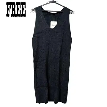 새상품 택 포함 니트 원피스 오버롤 스커트 무릎 기장 미디엄