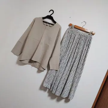 묶음 판매*코디 판매*V넥*깔끔*패턴 스커트*L 사이즈*업무복*엄마