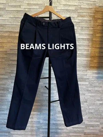 BEAMS LIGHTS 1 플리츠 스트레치 새틴 베이직 슬랙스