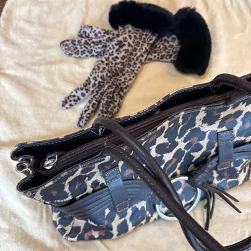 레오파드 무늬 합성 피혁 핸드백