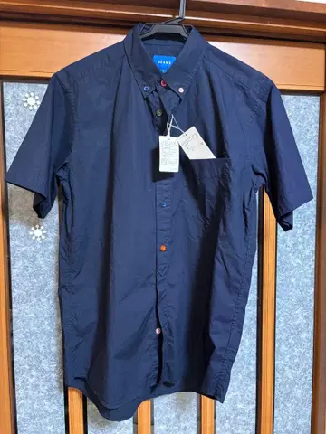 [ 새상품 ] BEAMS 네이비 버튼 다운 셔츠 M