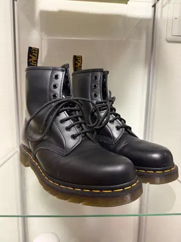 [새상품급] 닥터마틴 Dr.Martens 8홀