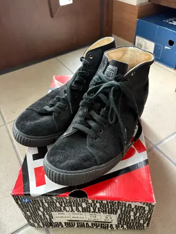 VISION STREET 블랙 하이컷 스니커즈 27.5cm